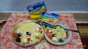 Cara membuat salad buah mayonaise keju susu. Cara Membuat Salad Buah Yang Enak Dan Praktis Mama Wajib Tahu