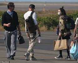 The green bay packers quarterback did not name his fiancee at the. Shailene Woodley And Aaron Rodgers Spotted For First Time Together Since News Of Engagement Uk Time News