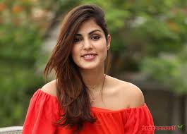 Rhea chakraborty family photos, father, husband name, age. Rhea Chakraborty Biography Wiki Age Family Movies Photos