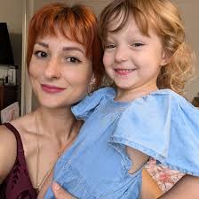 After reading all the posts and comments about this series here in this  amazing group… I have decided to give it a go!! I devoured Quicksilver,  ACOTAR and Fourth Wing so I