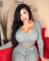 Stunning Cherish expertly captured in this shot