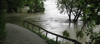 Aktuelle messdaten und informationen zur hochwasserlage und hochwasservorhersage in bayern Hochwasser 2020 Rosenheim Bayern Blickpunkt Verlag Blickpunkt Verlag