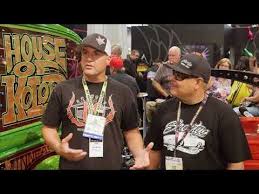 Martin Bros Customs Talk House Of Kolor At Sema 2017 Youtube Martin Brothers Bros Kolor