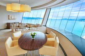 The hotel also has a sheraton club lounge with spectacular views of the bay, shine spa for sheraton with 9 treatment rooms and a yoga studio, an infinity edge outdoor swimming pool with reflection pool area where sun. Khach Sáº¡n Sheraton Nha Trang Khong Gian Nghá»‰ DÆ°á»¡ng 5 Sao Ä'áº³ng Cáº¥p Sá»• Tay Du Lá»‹ch Viá»‡t Nam