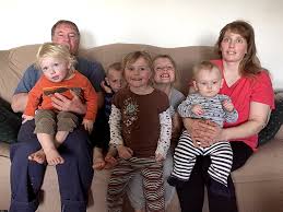 Couple rebuilding family after losing 7 kids in fire, welcomes child No. 13  - Boston 25 News