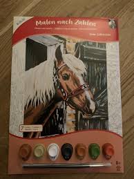 Deze foto gaat over paard, paardenhoofd, paardenkop. Paard Knutselen
