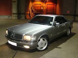Dechrome To Gloss Black Trim And This Is The Exact Look That I Want To Go For Mercedes Benz Classic Mercedes Benz Cars Classic Mercedes