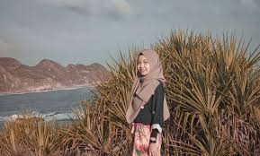 Pantai menganti adalah salah satu sudut cantik di kebumen, jawa tengah. 10 Gambar Pantai Menganti Kebumen 2021 Harga Tiket Masuk Mitos Alamat Sunset Lokasi Penginapan Hotel Villa Di Sekitar Rute Jalur Menuju Ke Sana Jejakpiknik Com