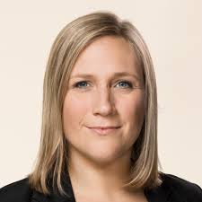 Omar Bibi taler i Odense i forbindelse med markeringen af Krystalnatten.