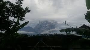 Hal ini dibenarkan pusat vulkanologi dan mitigasi bencana geologi (pvmbg). Gunung Semeru Meletus Dan Memuntahkan Lava Pijar Ghost Ship