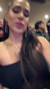 Bella Favela (@iambellafavela)’s videos with original sound