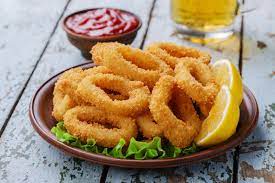 Prova questi calamari croccanti e invitanti! Come Fare Un Buon Fritto Di Anelli Di Totano Guide Di Cucina