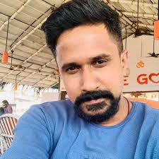 എന്തൊരു ദുരന്തം താഹസിൽദാരാടോ താൻ 😡 © Sreenath Kottappuram