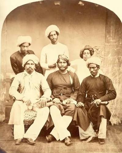 Muslim men from Bombay. Photograph circa 1870s. #history #india #bombay #mumbai