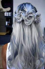 Braided Plait Rose Flower Bun Hairstyle In Silver Blonde With Purple Hightlights Tones Soft Grunge Hair Ins Hair Styles Mermaid Hair Color Colored Hair Tips