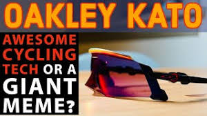 Oakley has just released its latest eyewear, the distinctive oakley kato, which features a wraparound lens that partially covers the nose. Oakley Kato The Future Of Cycling Or A Massive Meme Youtube