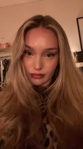 Nadia Berry's Instagram, Twitter & Facebook