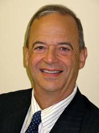 Dr. M. THOMAS Riddick