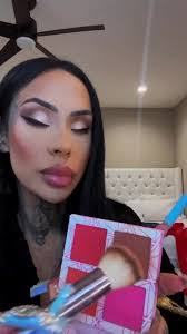 Deysi Melgar's Instagram, Twitter & Facebook