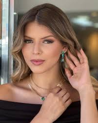 Marcela Matos (@marcelamatosoficial_) • Threads, Say more