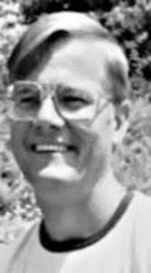 Brother of Denise '69 (deceased) and Dawn Szczepanski '85 passed away: