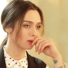 Sonila Biba Adli Kullanicinin Birce Panosundaki Pin Unluler Yuzler Siyah Ve Beyaz