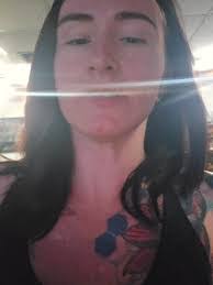 Melissa Hoyle's Instagram, Twitter & Facebook