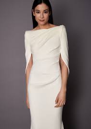 Etuikleid hochzeitskleid gothic mermaid kleid mit trompetenärmeln. Hochzeitskleid Konica32 L Designer Hochzeitskleider L Talbotrunhof Talbot Runhof