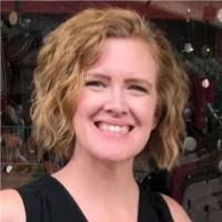 Julie Gore's Instagram, Twitter & Facebook