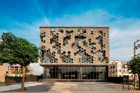 126 the pantheon was rebuilt in rome using a coffer structure, sunken panel in the shape of a square. Hexagonal Facade Design Emerged As A Buffer Of Stratifying Elements Studio Ardete The Architects Diary