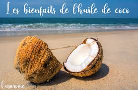 Quels Sont Les Bienfaits De L Huile De Coco L Huile De Coco Possede De Grandes Vertus Emollientes Et Nourrissantes Qui Permettent De Lut Coconut Food Fruit
