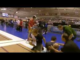 Azizul hasni awang tercucuk kayu. Azizulhasni Awang Finishes Track Race With Splinter Through Leg Youtube
