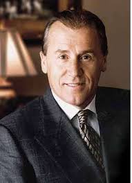 Greenwich billionaires back