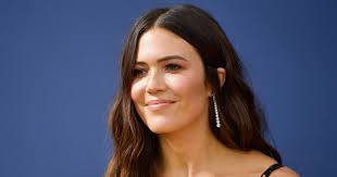 You can be the winner, a very transparent process. Mandy Moore Shows Off New Lob Haircut Post Quarantine