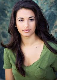 Lauren Vera's Instagram, Twitter & Facebook