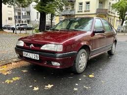 Image result for Jaune Poste Allenmange 1995 Renault