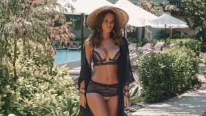 40 273 ember kedveli · 873 ember beszél erről. Karpati Rebeka Pusztulat Hogy Mennyire Hianyzik Ez A Hely 24 Hu