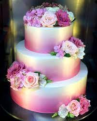 Stunning 20 Wonderful Wedding Cake Strategies That Every Girls Need Wedding Cake Ombre Beautiful Wedding Cakes Creative Wedding Cakes