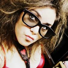 Lorelei Wells (@undeniablylori)