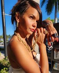 Tania Abraham's Instagram, Twitter & Facebook