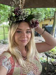 Any campsites open this time of year within walking distance of Snowdonia?  Or