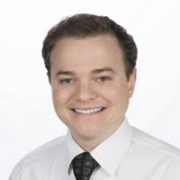 100+ ملفًا شخصيًا يحتوي على “Bevenour”