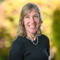 Leslie Widmann's Instagram, Twitter & Facebook