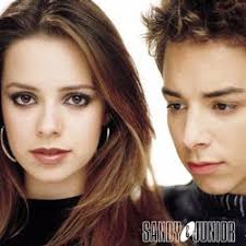O cd contém 20 músicas no formato mp3. Hits E Beats Sandy Junior Sandy E Junior Sandy Cantora Estranho Jeito De Amar