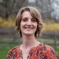 Elizabeth Fiore's Instagram, Twitter & Facebook