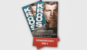With toni kroos, gareth bale, sascha breese, casemiro. Aktion Toni Kroos Auf Der Premiere Seines Kinofilms Kroos Treffen Real Total