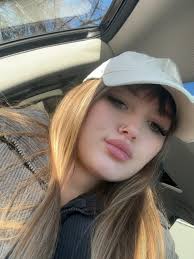 & I know that it's not fair that don't mean that I don't care, this one's  dedicated to that girl out there.🤎✨💕