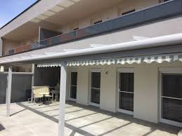 Qualitativ Hochwertige Uberdachung Mit Glas Hersteller In Oo Terrassenuberdachung Uberdachung Terrasse Uberdachungen