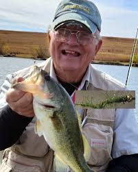 Innovative fishing knot tool invented by a grandfather