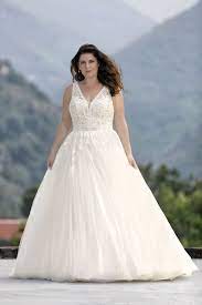 Xxl brautmode für mollige und schöne brautkleider in übergrößen. Xxl Brautkleid Traumhafte Hochzeitskleider Fur Mollige Braute Gr 44 62